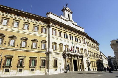 https://www.eolopress.it/index/wp-content/uploads/2012/05/Montecitorio.jpg