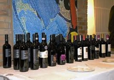 https://www.eolopress.it/index/wp-content/uploads/2012/10/Bottiglie_vino.jpeg