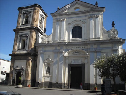 https://www.eolopress.it/index/wp-content/uploads/2012/11/Basilica_S.Tammaro_Gr._Nevano.jpeg