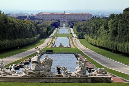 https://www.eolopress.it/index/wp-content/uploads/2013/05/reggia_di_caserta.jpg