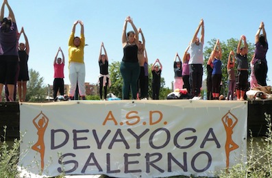 https://www.eolopress.it/index/wp-content/uploads/2013/10/Salerno_yoga_a_mercatello.jpg