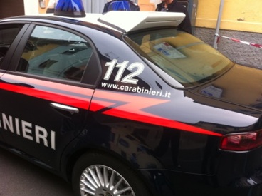 https://www.eolopress.it/index/wp-content/uploads/2014/03/Carabinieri_auto.jpg