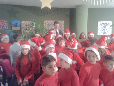 https://www.eolopress.it/index/wp-content/uploads/2014/12/Pontecagnano_Sica_bambini_Natale_2014_scuola.jpg