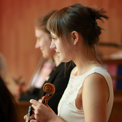 Katarina-Stasova-violino